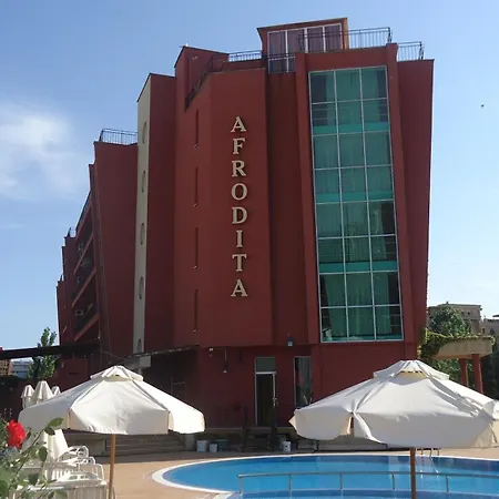 Apartment студио до кики бийч *