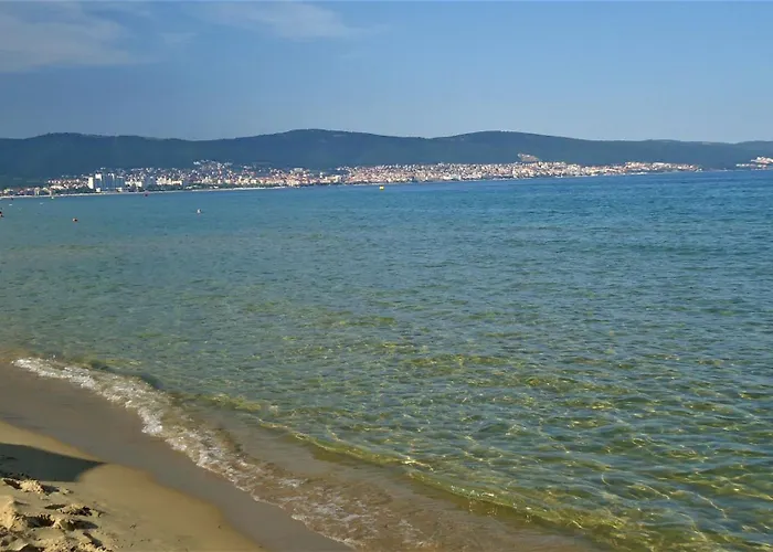 Apartment студио до кики бийч *