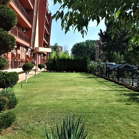 студио до кики бийч Daire Sunny Beach