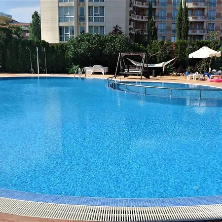 студио до кики бийч * Sunny Beach