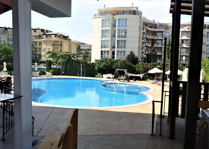 Appartement студио до кики бийч