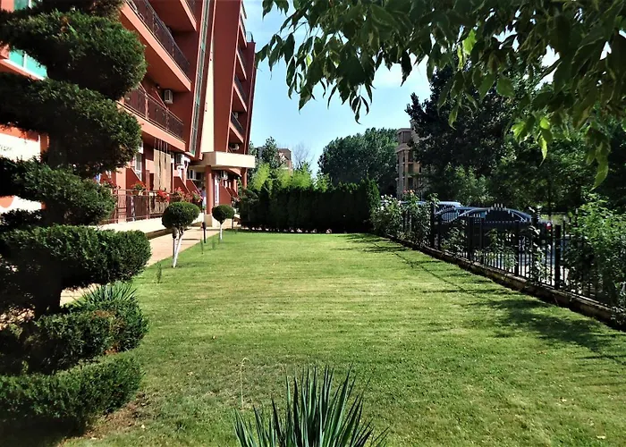 студио до кики бийч Daire Sunny Beach