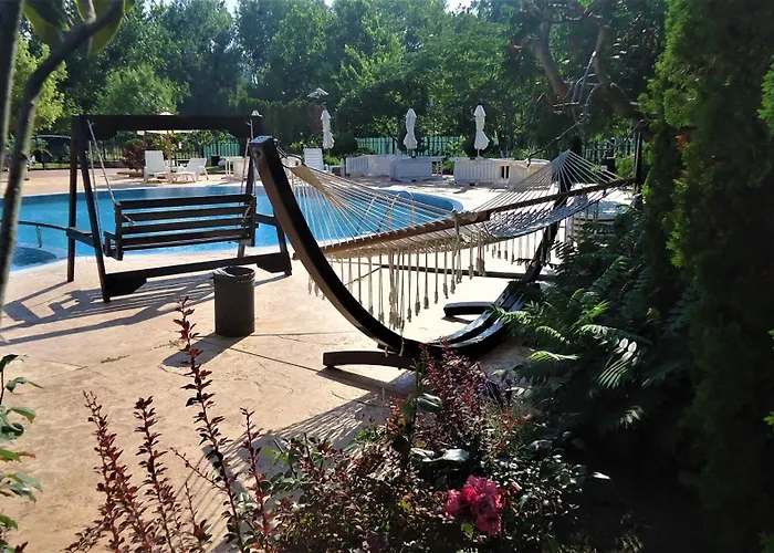 студио до кики бийч Apartman