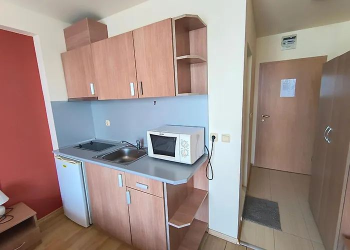 студио до кики бийч