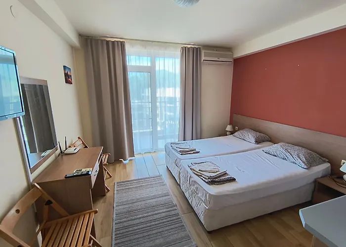 студио до кики бийч 阳光海滩